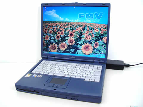 中古ノートパソコン 富士通 FMV-7000NA3